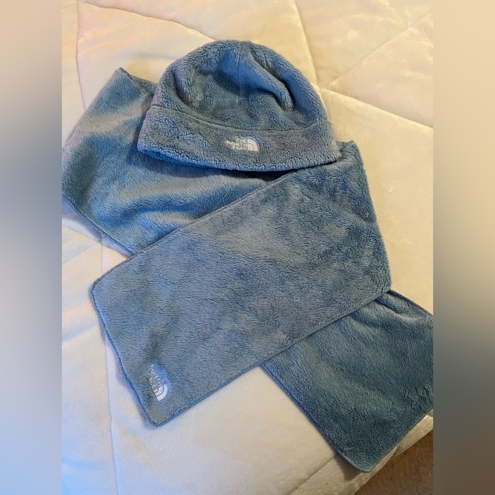 North face hat and scarf